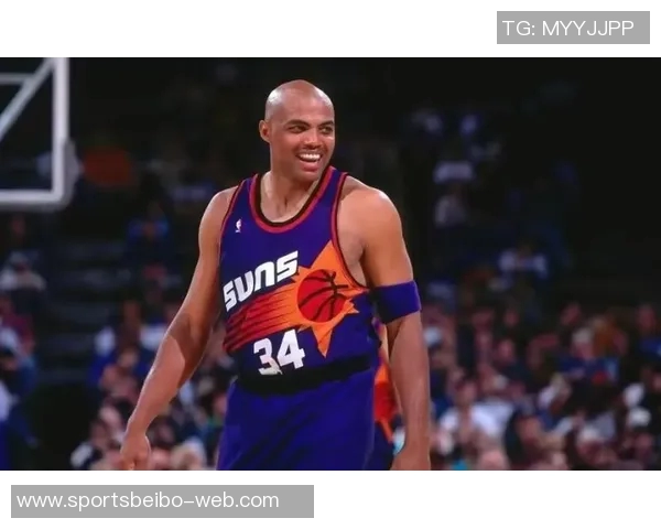 浓眉再创佳绩第36次拿下25分10板5帽平邓肯并列历史第7位90年代中锋强势前五